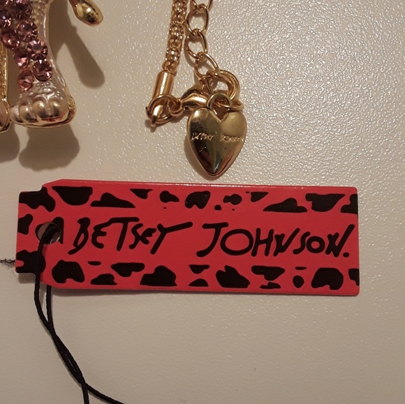 Betsey Johnson pink elephant - Picture 3 of 3